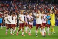 Para pemain Spanyol merayakan keberhasilan mereka melaju ke final Piala Dunia 2026. (Foto: FIFA.com)