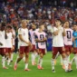 Para pemain Spanyol merayakan keberhasilan mereka melaju ke final Piala Dunia 2026. (Foto: FIFA.com)