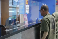 Suasana pelayanan di Kantor Perumda Air Minum Padang. (Foto: Pemko Padang)