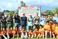 Wakil Wali Kota Padang, Maigus Nasir membuka Turnamen Sepak Bola PSTS Tabing Piala Wali Kota Padang 2026 di Lapangan PSTS Tabing, Sabtu (11/7/2026). (Foto: Pemko Padang)