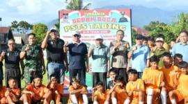 Wakil Wali Kota Padang, Maigus Nasir membuka Turnamen Sepak Bola PSTS Tabing Piala Wali Kota Padang 2026 di Lapangan PSTS Tabing, Sabtu (11/7/2026). (Foto: Pemko Padang)