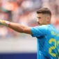 Unai Simon raih penghargaan Sarung Tangan Emas adidas. (Foto: FIFA.com)