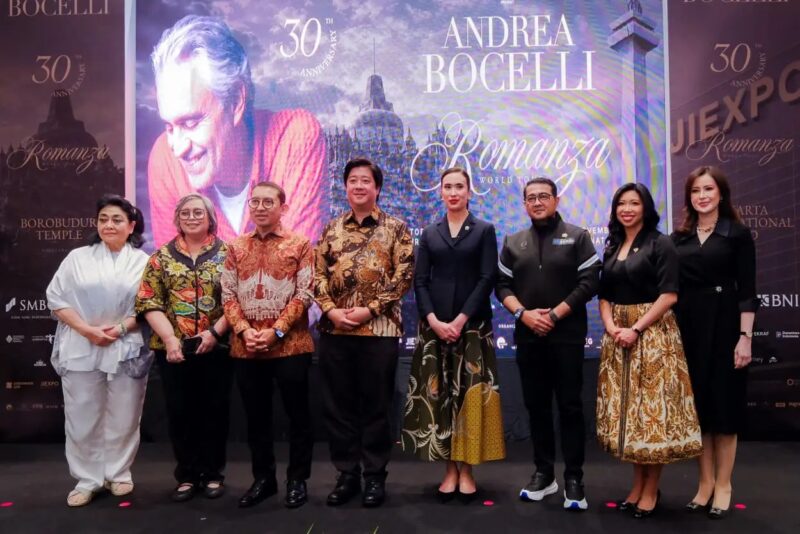 Menteri Pariwisata, Widiyanti Putri Wardhana saat konferensi pers konser Andrea Bocelli di JIExpo Kemayoran, Jakarta, (19/8/2026). (Foto: Kemenpar)