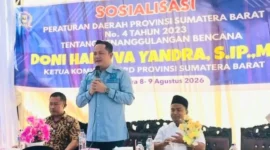 Ketua Komisi IV DPRD Sumbar, Doni Harsiva Yandra saat menggelar Sosialisasi Perda Provinsi Sumbar Nomor 4 Tahun 2023 tentang Penanggulangan Bencana pada 8–9 Agustus 2026. (Foto: Ist)