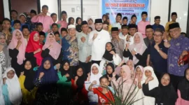 Wali Kota Padang Fadly Amran monitoring Progul Smart Surau sekaligus sosialisasi HJK Padang ke-357 di Masjid Darussakinah, Jumat (31/7/2026). (Foto: Pemko Padang)