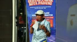 Wakil Wali Kota Padang Maigus Nasir mengapresiasi Gebyar Pajak Kota Padang yang digelar Bapenda Sumbar di kawasan Car Free Day depan Kantor Gubernur, Minggu (30/8/2026) pagi. (Foto: Pemko Padang)
