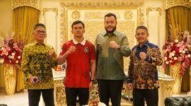 Wali Kota Padang Fadly Amran saat menerima kunjungan Gilang di Rumah Gadang Baiturrahmah, Rabu (26/8/2026). (Foto: Pemko Padang)