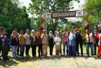 Wali Kota Padang Fadly Amran meninjau Goa Kelelawar Padayo di kawasan Kompleks PT Semen Padang, Sabtu (29/8/2026). (Foto: Pemko Padang)