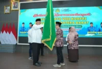 Gubernur Sumbar Mahyeldi Ansharullah melepas kafilah MTQ KORPRI Sumbar di Auditorium Gubernuran, Jumat (21/8/2026). (Foto: ADPSB)