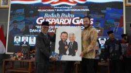 Wali Kota Padang, Fadly Amran menghadiri peringatan 70 Tahun Guspardi Gaus di Auditorium Gubernur Sumbar, Sabtu (1/8/2026). (Foto: Pemko Padang)