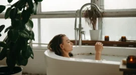 Ilustrasi mandi. (Foto: Pexels)