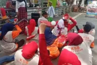 KSB Padang Selatan menggelar kegiatan dalam rangka memeriahkan HUT ke-81 Kemerdekaan RI di Batang Arau. (Foto: Ist) 