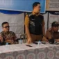 Kecamatan Kuranji mendata ulang warga terdampak banjir di Kelurahan Gunung Sarik untuk bansos tunai tahap kedua. (Foto: Pemko Padang)