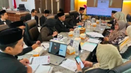 Kemenhaj memfasilitasi mediasi pengaduan penundaan keberangkatan dan pengembalian dana jemaah dengan PT Jgrup Amanah Wisata. (Foto: Kemenhaj)