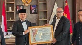 Kemenhaj meraih penghargaan JARI atas indeks kepuasan layanan haji tertinggi sepanjang sejarah. (Foto: Kemenhaj)