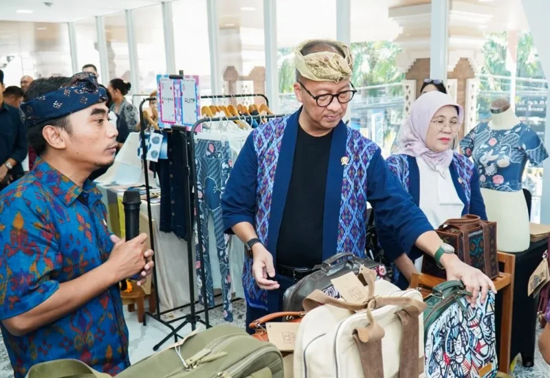 Kemenperin memperkuat daya saing IKM fesyen dan kriya melalui program Creative Business Incubator (CBI). (Foto: Kemenperin)