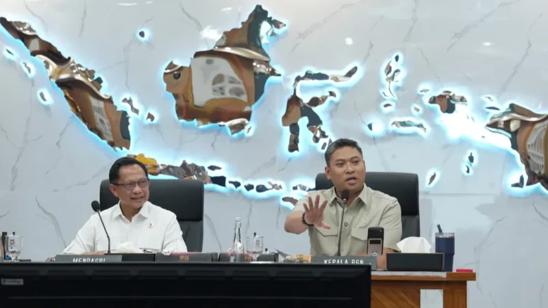 Kepala BGN Sudaryono dalam Rapat Koordinasi Khusus Kemendagri, BGN, dan pemerintah daerah di Jakarta, Kamis (13/8). (Foto: Biro Hukum dan Humas BGN)