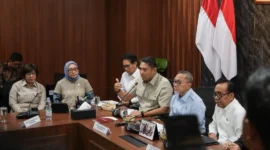 Kepala Badan Gizi Nasional, Sudaryono mengikuti Rakortas di Kantor Kementerian Koordinator Bidang Pangan, Kamis (6/8). (Foto: Biro Hukum dan Humas BGN)