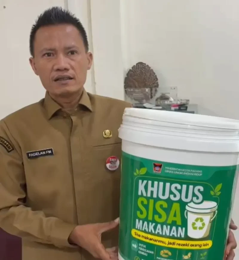 Kepala DLH Kota Padang, Fadelan Fitra Masta. (Foto: Pemko Padang)