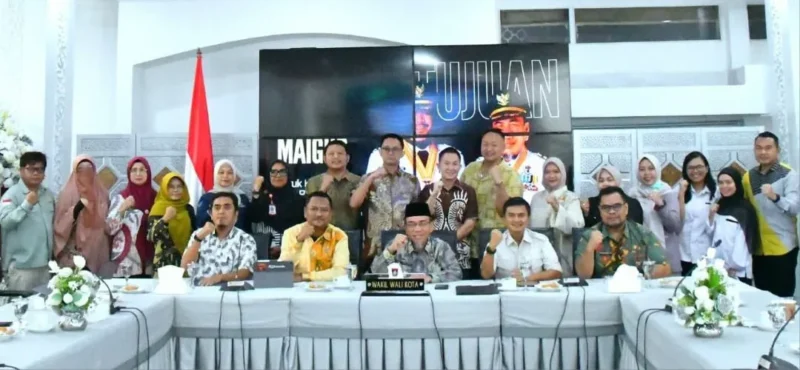Wakil Wali Kota Padang Maigus Nasir menerima kunjungan tim uji petik nasional di Gedung Putih Kediaman Resmi Wali Kota, Kamis (13/8/2026). (Foto: Pemko Padang)