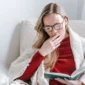 Ilustrasi wanita mengalami kurang tidur. (Foto: Pexels)
