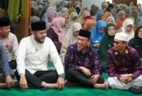Wali Kota Padang Fadly Amran bersama Wakil Wali Kota Maigus Nasir menghadiri Wirid Bulanan Pemko Padang di Masjid Agung Nurul Iman, Jumat (28/8/2026). (Foto: Pemko Padang)
