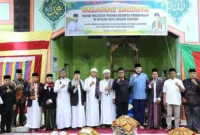 Wali Kota Padang Fadly Amran menghadiri Maulid Nabi sekaligus pengukuhan Mufti Ulama Nagari Bungus di Masjid Raya Nagari Bungus, Senin (24/8/2026). (Foto: Pemko Padang)