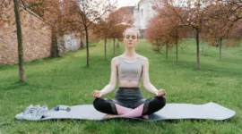 Ilustrasi meditasi. (Foto: Pexels)
