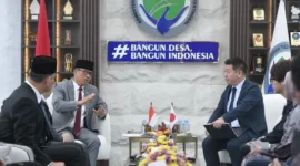 Mendes PDT Yandri Susanto saat audiensi bersama Exceed Cooperative Japan dan Hakko Fukushikai Foundation Japan di Kantor Kemendes PDT, Senin (3/8/2026). (Foto: Kemendes PDT)