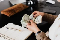 Ilustrasi mengatur gaji. (Foto: Pexels)