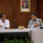 Mentan Andi Amran Sulaiman (kiri) bersama Irjen Kementan. (Foto Ditjen PKH Kementan)