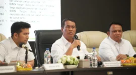 Menteri Pertanian Andi Amran Sulaiman dalam Rapat Koordinasi Perunggasan di Surabaya, Jawa Timur, Selasa (11/8/2026). (Foto: Ditjen PKH Kementan)