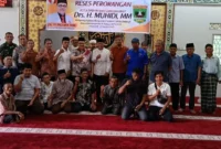 Ketua DPRD Sumbar Muhidi saat menggelar reses di Masjid An Nur Jati Rawang, Kelurahan Jati, Rabu (19/8/2026). (Foto: Ist)