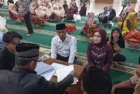 Pemko bersama Kantor Kemenag kembali menggelar kegiatan nikah massal di Masjid Agung Nurul Iman, Kamis (27/8/2026). (Foto: Pemko Padang)