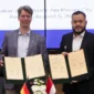 Wali Kota Padang Fadly Amran bersama Wali Kota Hildesheim Ingo Meyer menandatangani LoI dan MoU kerja sama Sister City di Aula Abu Bakar Jaar, Balai Kota Padang Aie Pacah, Rabu (5/8/2026). (Foto: Pemko Padang)