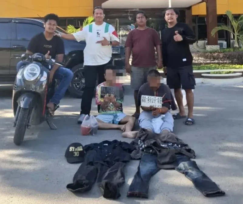 Tim Klewang Satreskrim Polresta Padang mengamankan dua terduga pelaku curanmor. (Foto: Polda Sumbar)