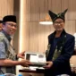Wakil Wali Kota Padang Maigus Nasir saat pertemuan dengan Chief Representative KEITI Indonesia Kang Min Soo di Takana Nasi Padang, Selasa (11/8/2026). (Foto: Pemko Padang)