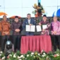 Wali Kota Padang Fadly Amran menandatangani nota kesepahaman bersama Rektor UniKL, Prof. Dr. Ilham Sentosa di Auditorium UNP, Kamis (6/8/2026). (Foto: Pemko Padang)