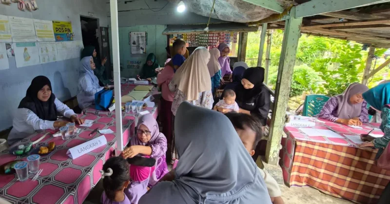 Penanganan stunting di Puskesmas Anak Air. (Foto: Pemko Padang)
