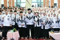 Wali Kota Padang Fadly Amran menghadiri Pengukuhan Pengurus PGRI Kota Padang Masa Bakti XXIII 2025-2030 di Bagindo Aziz Chan Youth Center, Rabu (26/8/2026). (Foto: Pemko Padang)