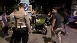 Polres Pariaman menertibkan balap liar di Jalan By Pass. Sejumlah motor berknalpot brong turut diamankan. (Foto: Polda Sumbar)