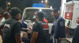 Polres Sijunjung melakukan sidak ke salah satu SPBU untuk memastikan informasi mengenai dugaan praktik langsiran BBM subsidi di wilayah tersebut. (Foto: Polda Sumbar)