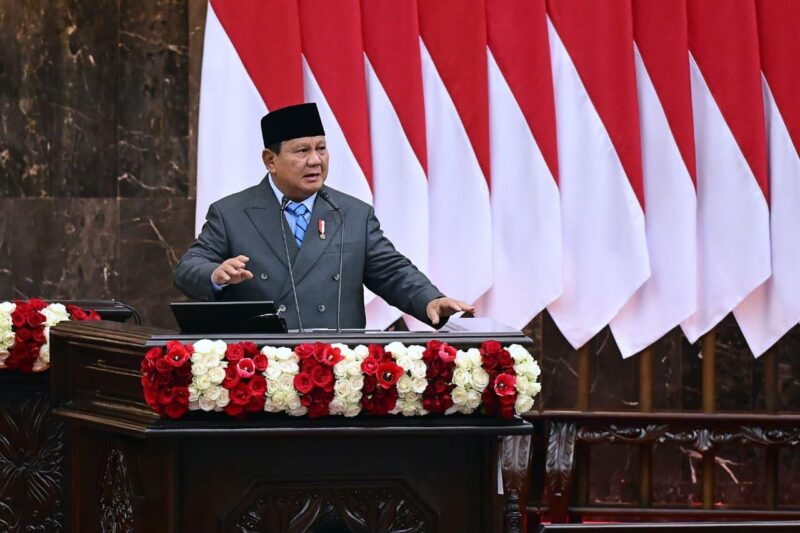 Presiden Prabowo saat menyampaikan arah RAPBN 2027 dalam pidato kenegaraan di Gedung Nusantara, Jakarta, Jumat (14/8/2026). (Foto: BPMI Setpres)