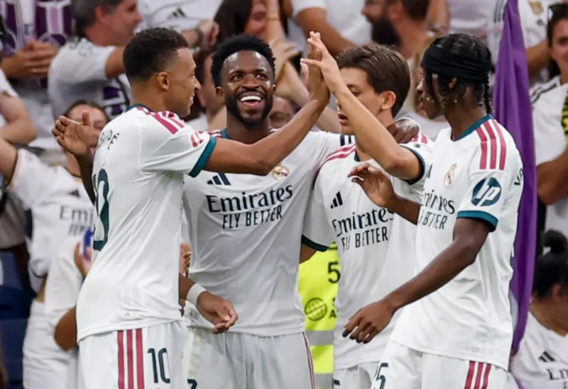 Pemain Real Madrid saat merayakan gol ke gawang Malaga di Santiago Bernabeu, Minggu (30/8/2026). (Foto: IG @realmadrid)