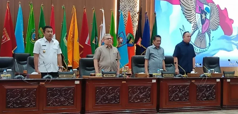 Sidang Paripurna DPRD Sumbar.