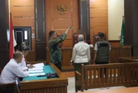 Suasana sidang Tipiring terhadap dua pelanggar Perda di PN Padang, Kamis (6/8/2026). (Foto: Dok. Humas Satpol PP Padang)