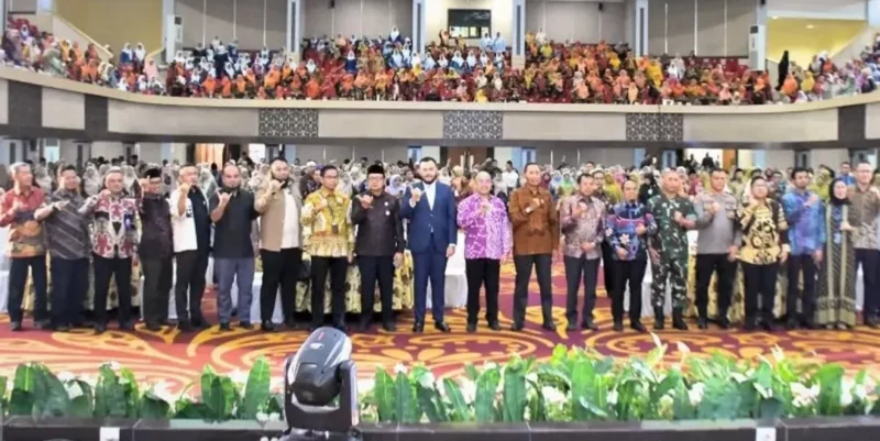 Pemko Padang menggelar Seminar Pendidikan di Auditorium UNP, Kamis (6/8/2026). (Foto: Pemko Padang)