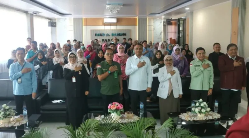 RSUD dr. Rasidin Padang menggelar Seminar Kesehatan dan Hukum serta bakti sosial di Aula RSUD dr. Rasidin, Kamis (27/8/2026). (Foto: Pemko Padang)