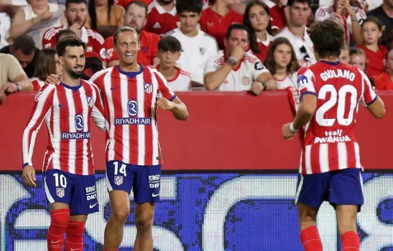 Atletico Madrid menang 3-1 atas Sevilla. Alex Baena mencetak dua gol pada pertandingan di Estadio Ramon Sanchez Pizjuan, Minggu (30/8/2026) dini hari WIB. (Foto: IG @alexbbaena)