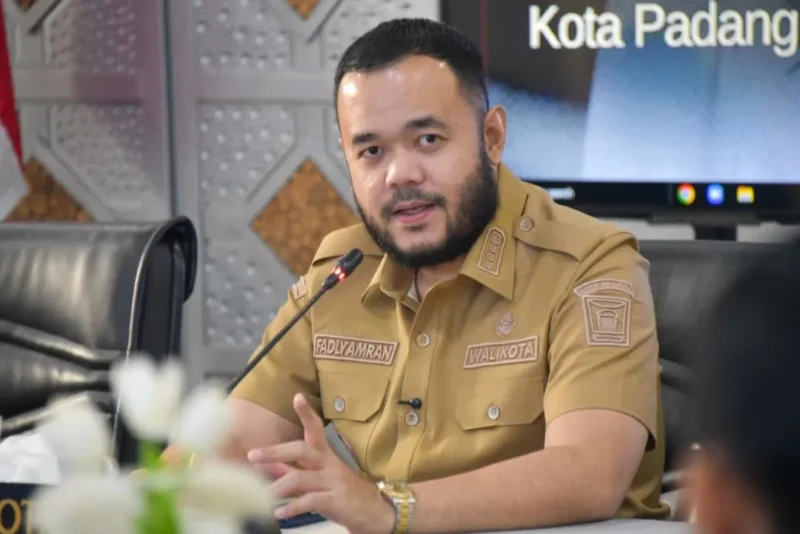 
Wali Kota Padang Fadly Amran. (Foto: Pemko Padang)
